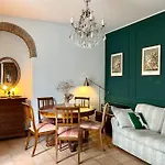 City Center 2 Bedroom Apt